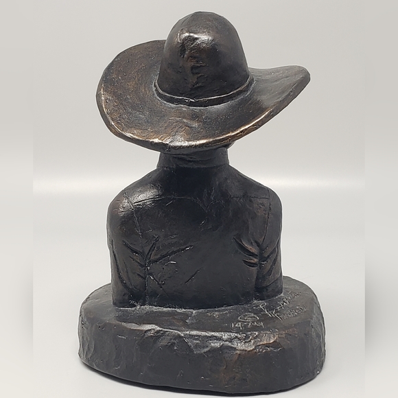 Vintage Cowboy Sculpture "O'L Salty" Bust Paperweight - Picture 4 of 10